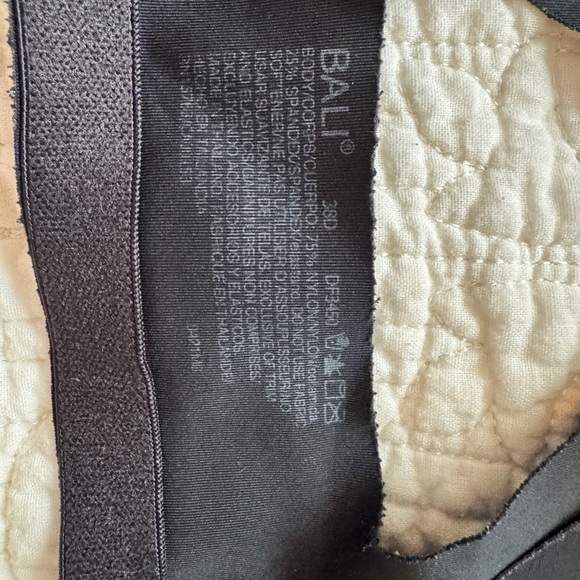 Bali 2 BRAS Bundle Seamless Side arms & back Full Coverage front closure - Picture 10 of 12